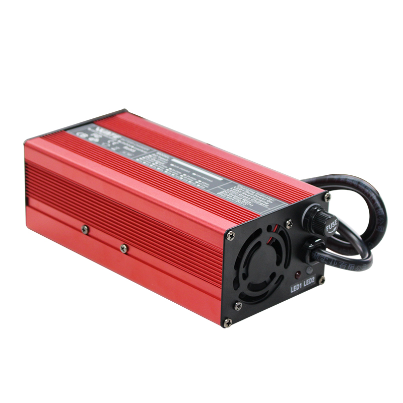 La caja de aluminio inteligent - 84V 20A Smart Charger reseña y precio